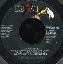 Download Daryl Hall & John Oates - Sara Smile Do What You Want Be What You Are